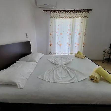 Albi Pensjonat Ksamil